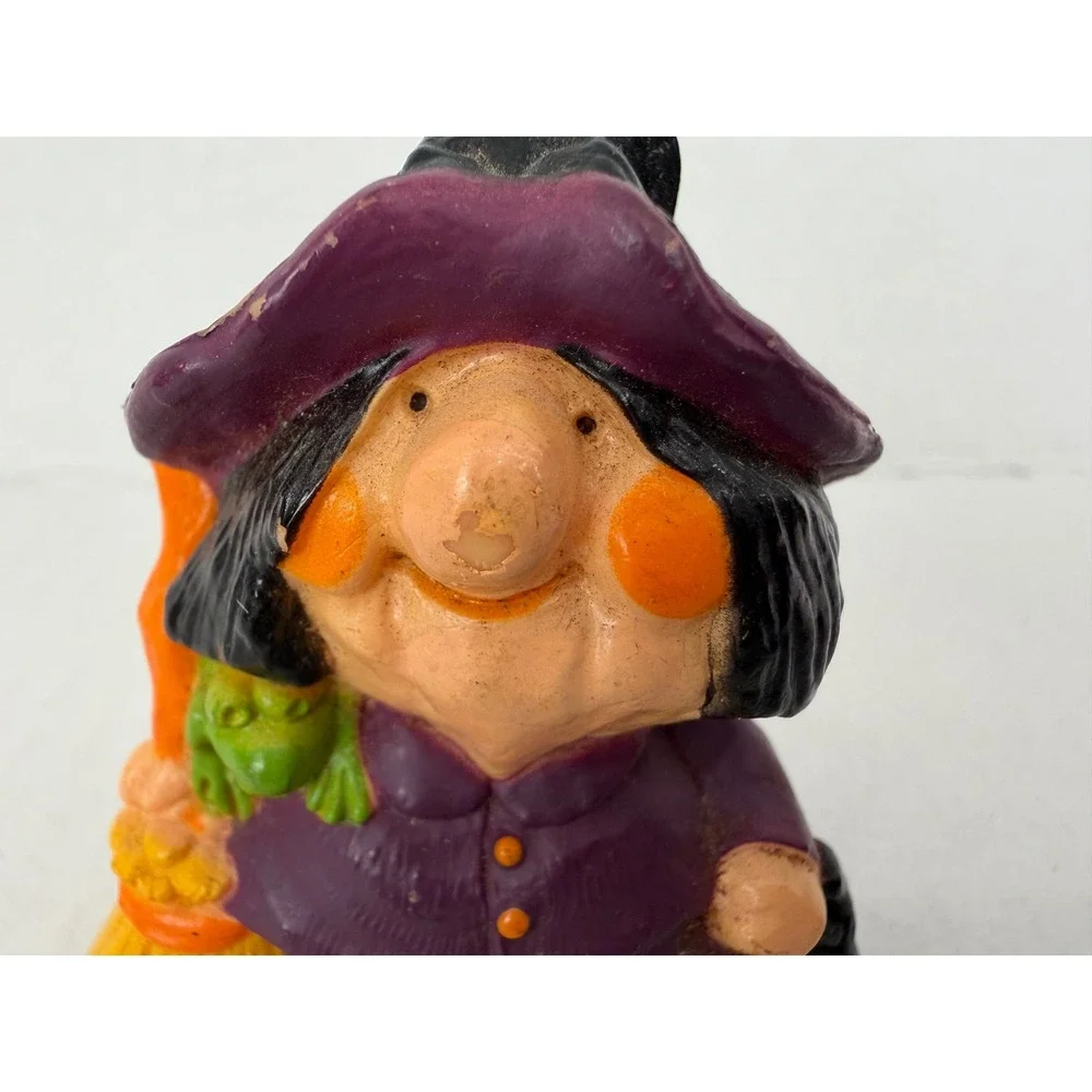 Hallmark 1977 Halloween Witch Figurine‎ Merry Miniature Vintage